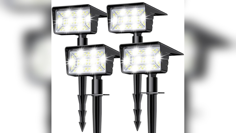 Best Automatic on off Solar Garden Lights for Low Maintenance