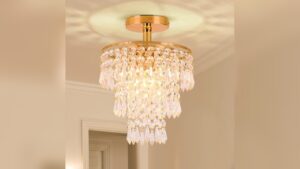 Best Mini Chandeliers for Small Apartment Living Room