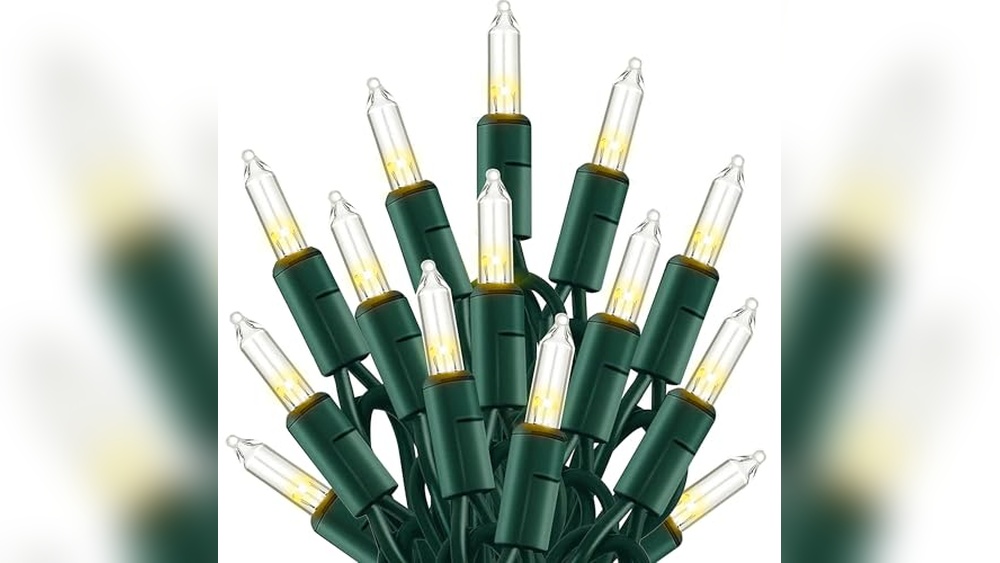 Best Outdoor String Lights for Christmas