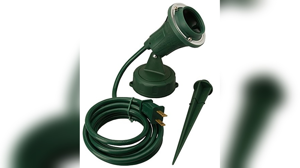 Best Waterproof Outdoor Flood Lights for Year Round Use